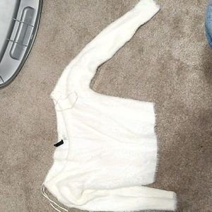 DIVIDED warm sweater. Woman's